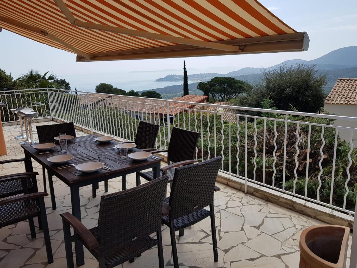 Villa Mit Grossartigem Panoramablick Auf Das Meer Und Direkt Am Pool لا كروا فالميه المظهر الخارجي الصورة